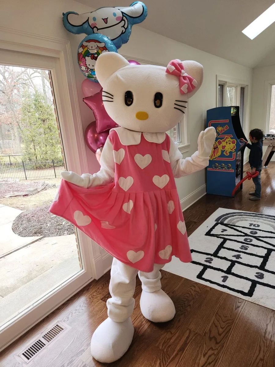 Princess Kitty party character photo 1